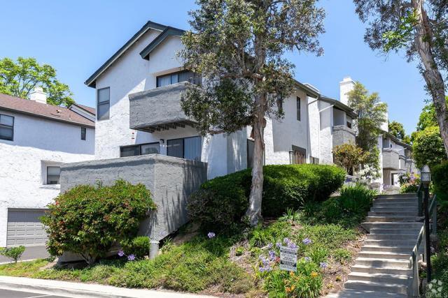 Building Photo - 8746 Villa La Jolla Dr Rental