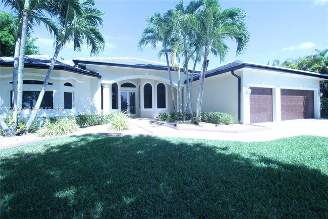 Photo - 16310 Paddock Ln