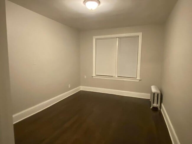 Building Photo - 2 bedroom in Chicago IL 60620 Unit 1