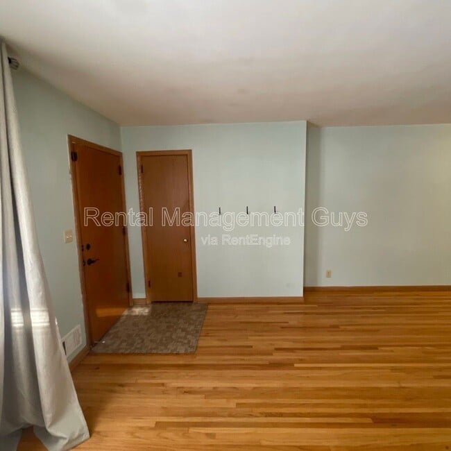 Photo - 5743 Xerxes Ave S