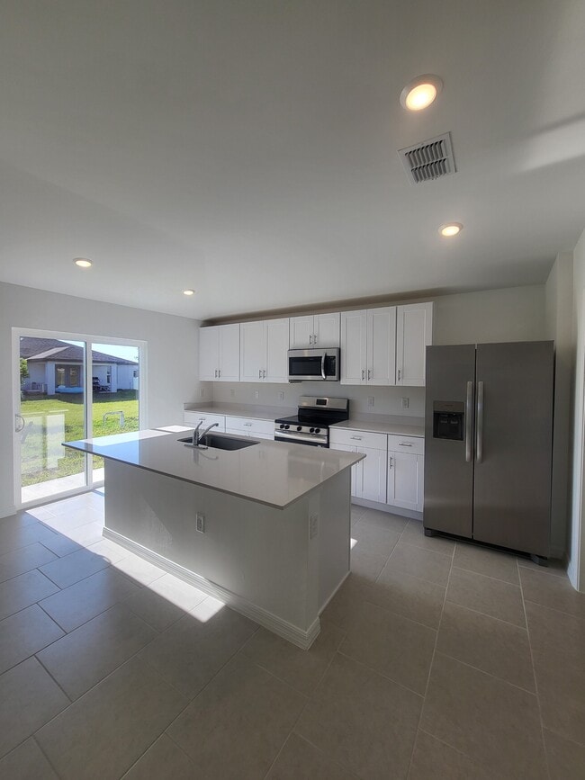 Photo - 3609 W Gator Cir