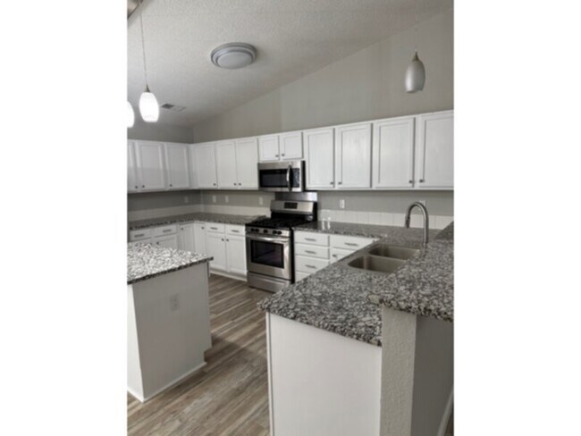 Photo - COUNTRYKNOLL