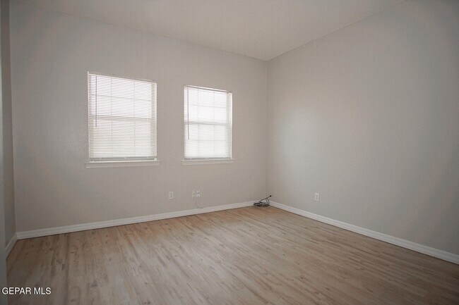 Photo - 1532 Century Plant Dr