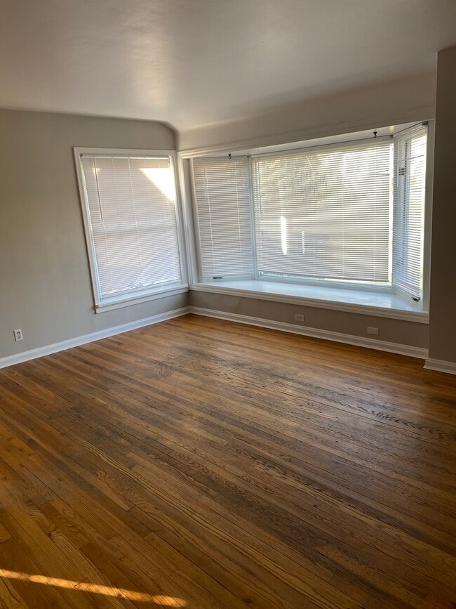 Photo - 5626 Leumas Rd