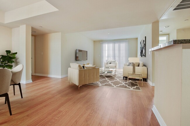 Photo - Olive Encino