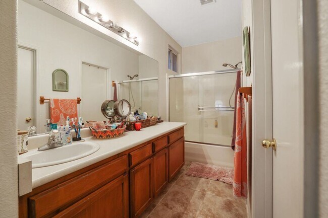 Photo - 179 N Anthony St House