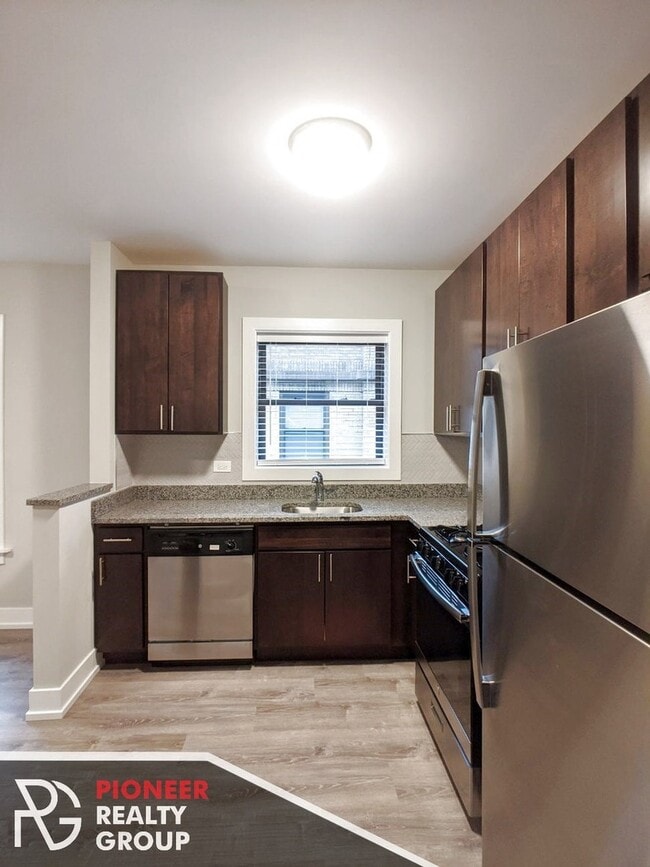 Photo - 703 W Brompton Ave Unidad 3