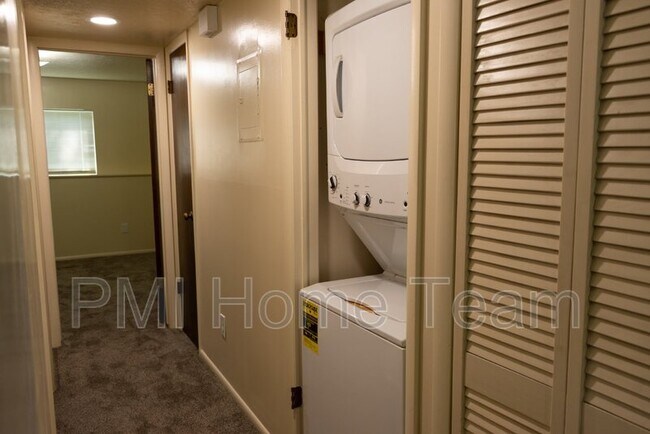 Photo - 1420 Liberty Ave Unit #B