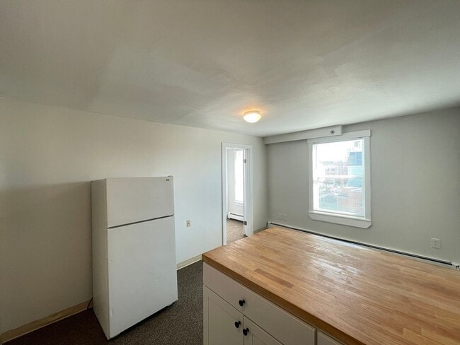 Photo - 251 Pine St Unidad 303