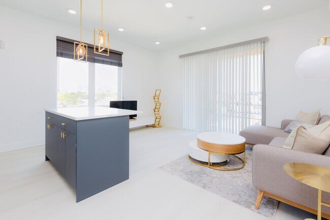 Photo - 520 S Caroline St