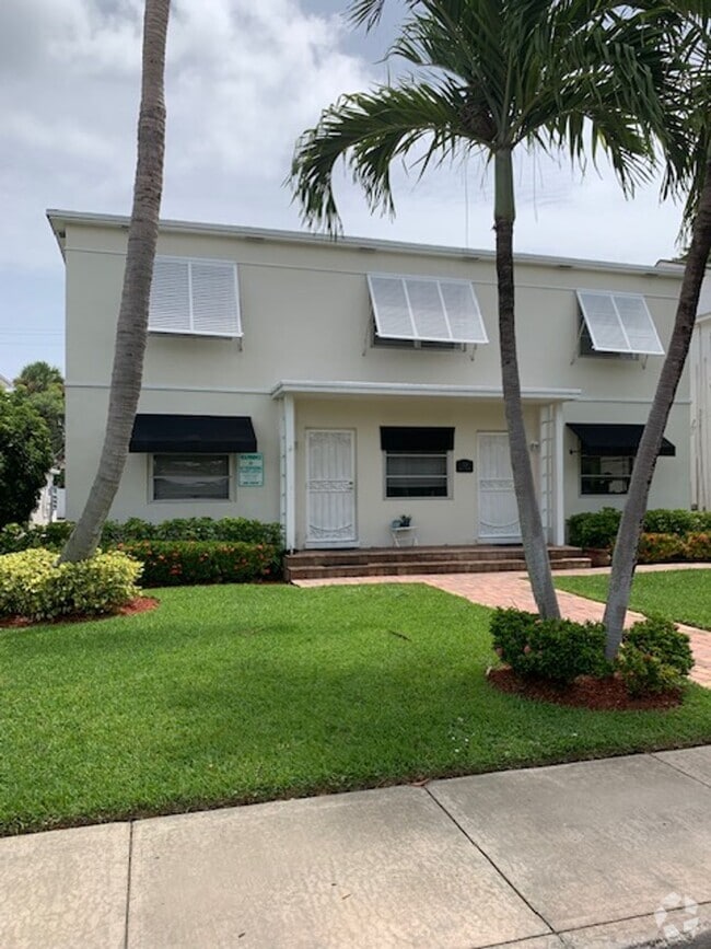 Building Photo - Palmway Rental