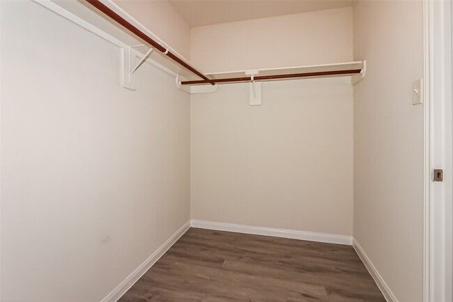 Building Photo - 5542 Latta Plantation Dr