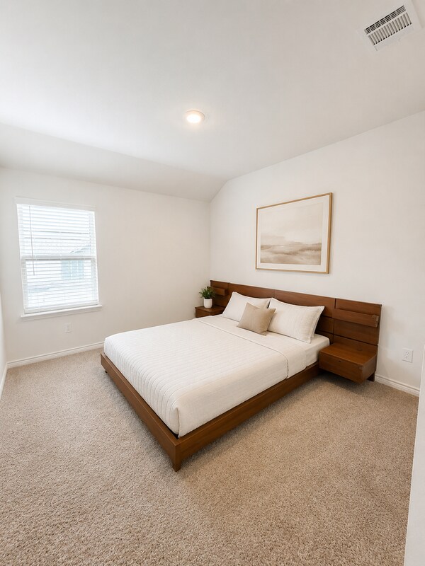 Photo - 1007 Marigold St