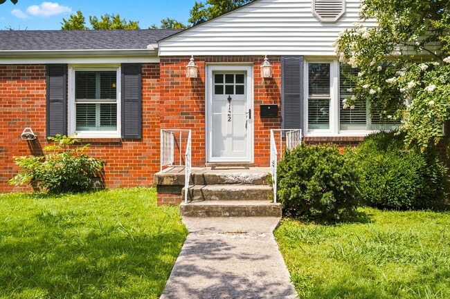 Photo - 122 Hammond Ave