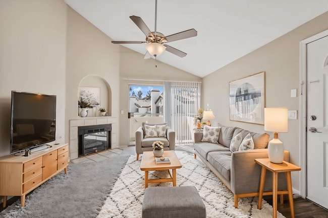 Photo - Lakeview at Superstition Springs