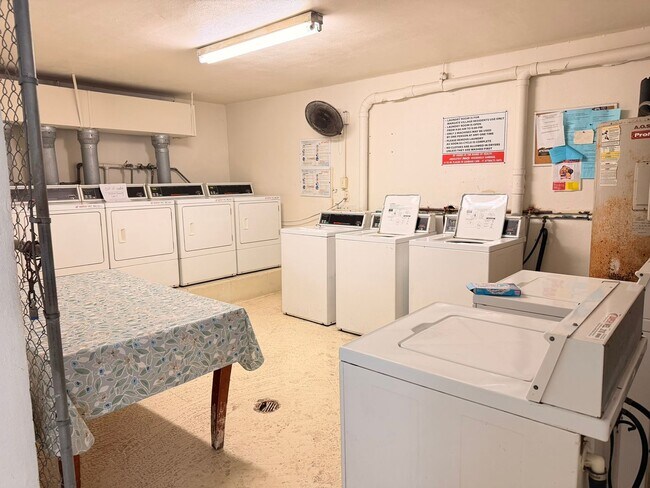 Photo - Two-bedroom apartment for rent in Margate