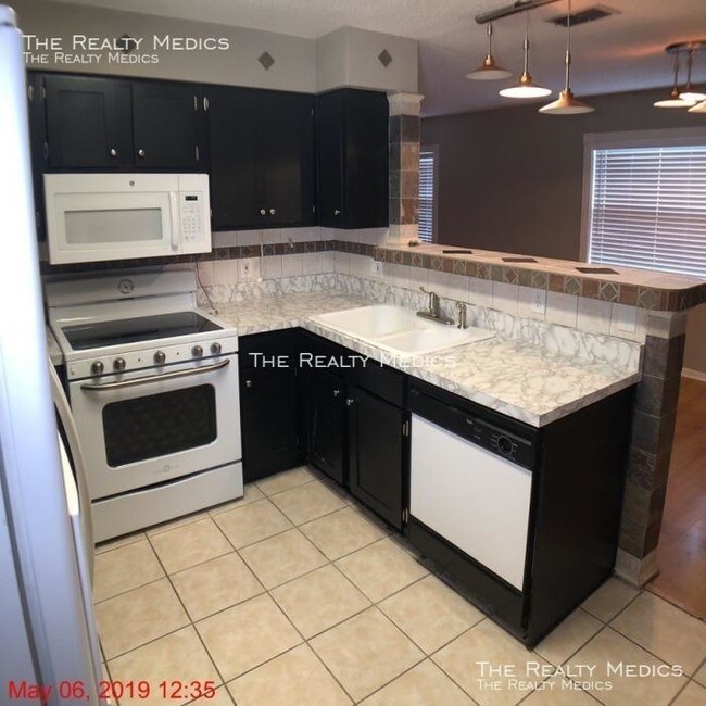 Photo - 2 bedroom in Orlando FL 32806