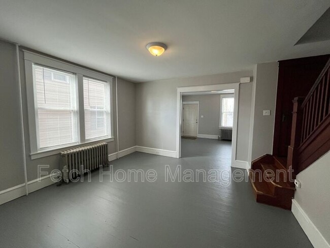 Photo - 23 S Custer Ave
