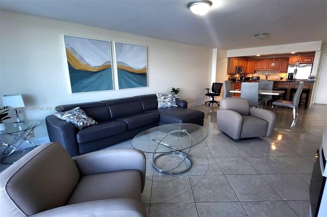 Building Photo - 2101 S Ocean Dr Unit 606