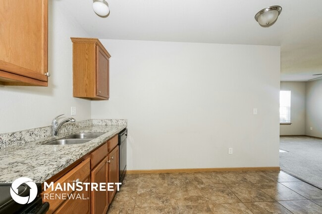 Photo - 210 Palmer Ct