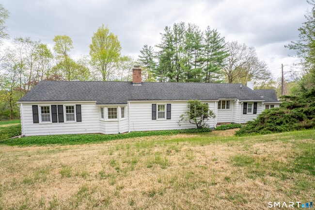 Photo - 30 Hillsboro Dr