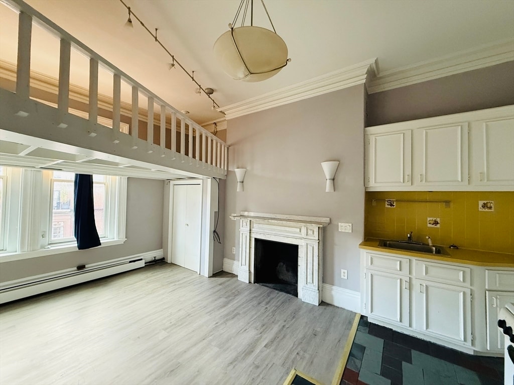 Photo - 265 Beacon St Unit 3B##