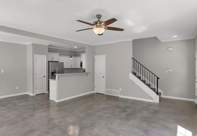 Photo - 5018 Wilburn Ave