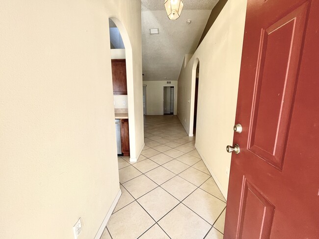 Photo - 37 Post Tree Ln