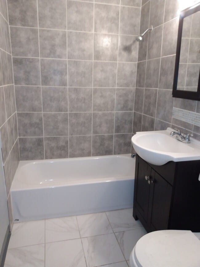 Bathroom - 570 Mesa Dr Unit 205