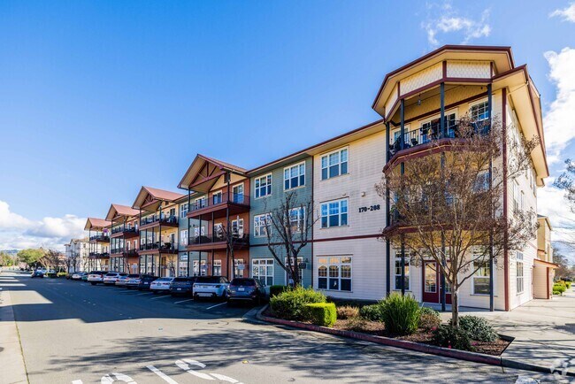 Primario - Town Green Village