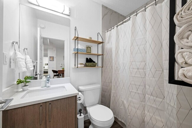 Photo - 10751-10792 92 St NW Unit ID1308636P