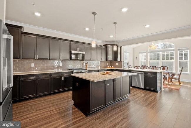 Photo - 1281 Backbone Wy