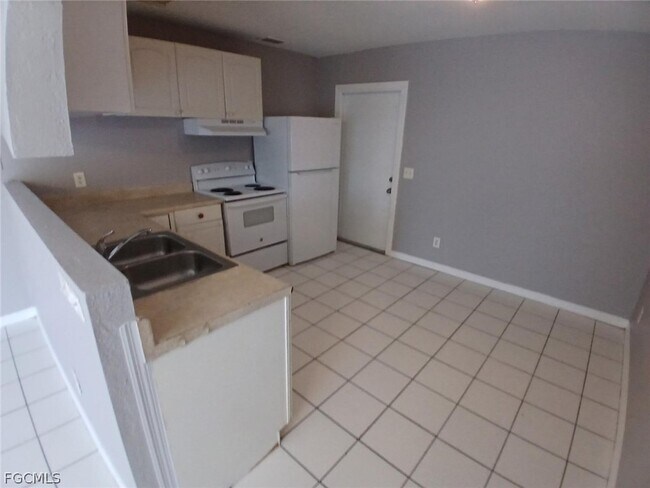 Photo - 3516 Dora St