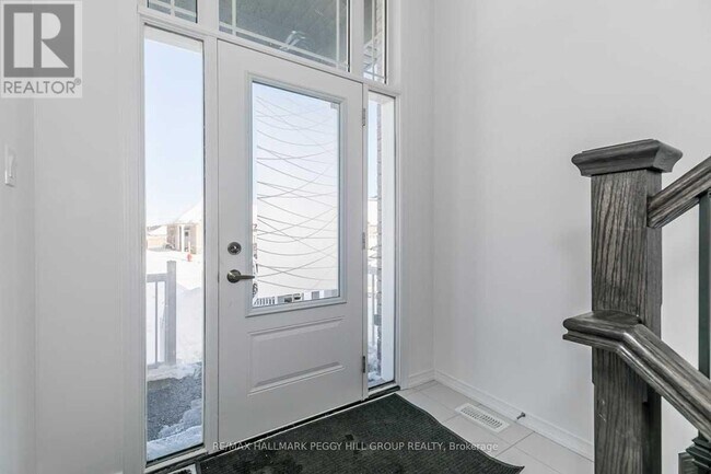 Photo - 98 Isabella Dr