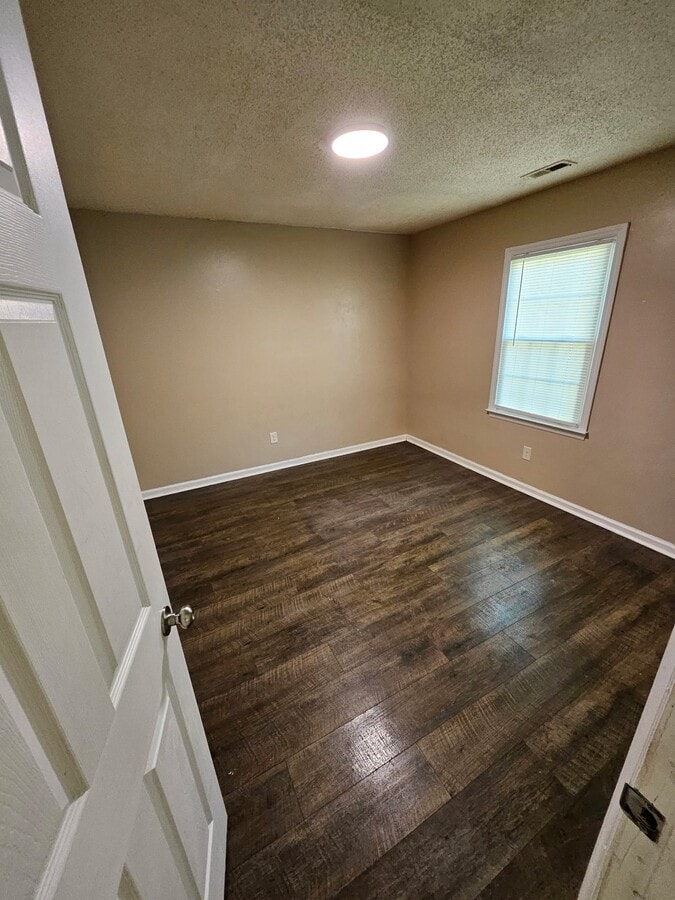 Photo - 2821 Club Plaza Rd Unit Apartment G