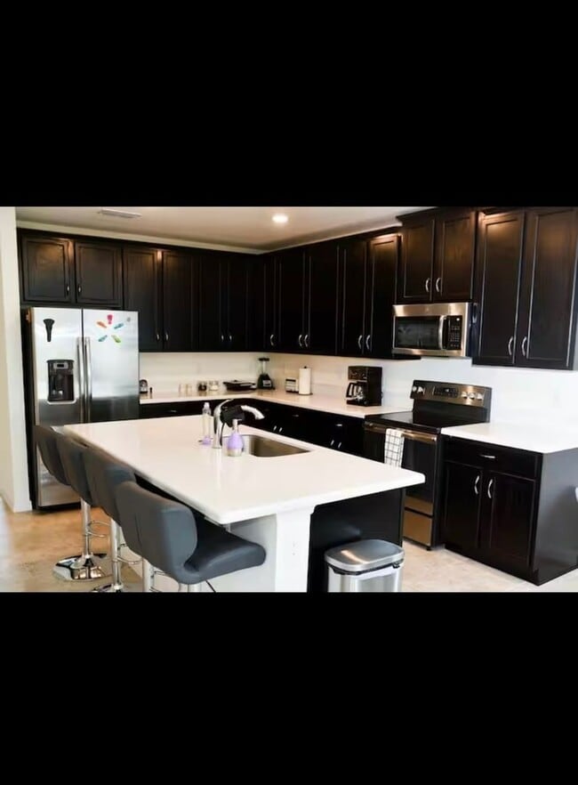 Building Photo - 738 Ogelthorpe Dr Rental