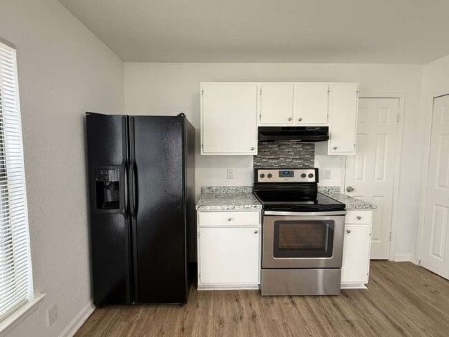 Photo - 6011 Hidden Rose