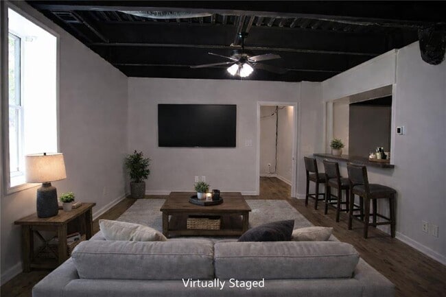 Photo - 3830 Mathis Airpark Rd Rd