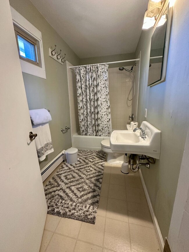 Photo - 27 Center St