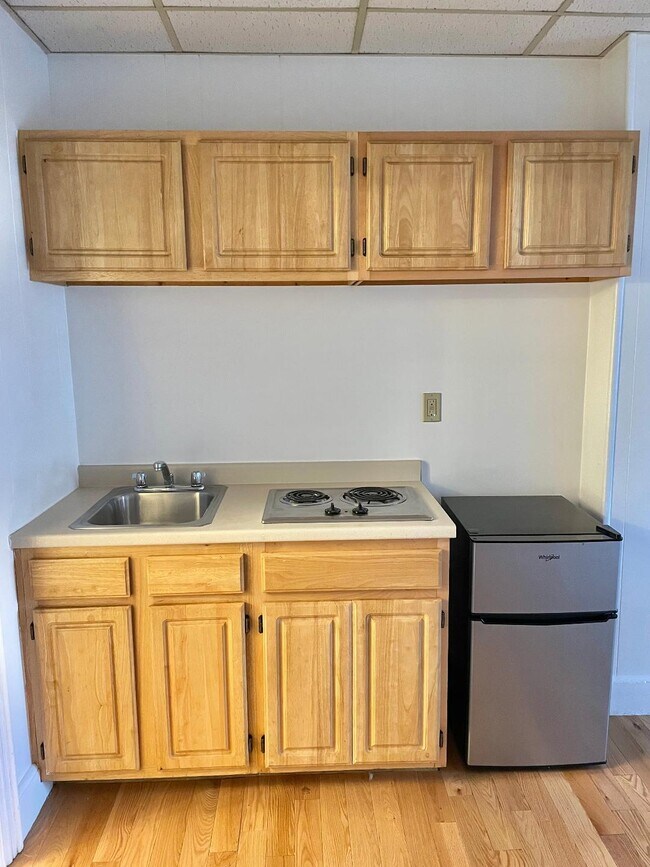 Photo - 264 Newbury St Unit 2