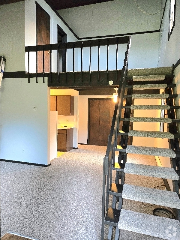 Building Photo - 210 Washington Blvd Rental