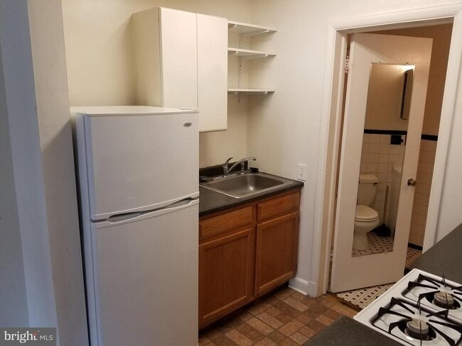 Photo - 2112 O St NW Unit 1