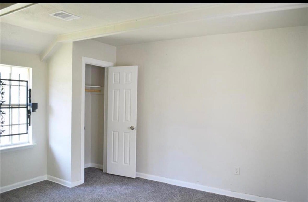Photo - 2514 Lynnfield St