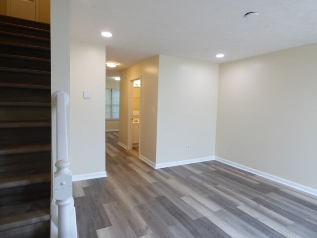 Photo - Beautiful Townhouse! All Electric, Washer/...