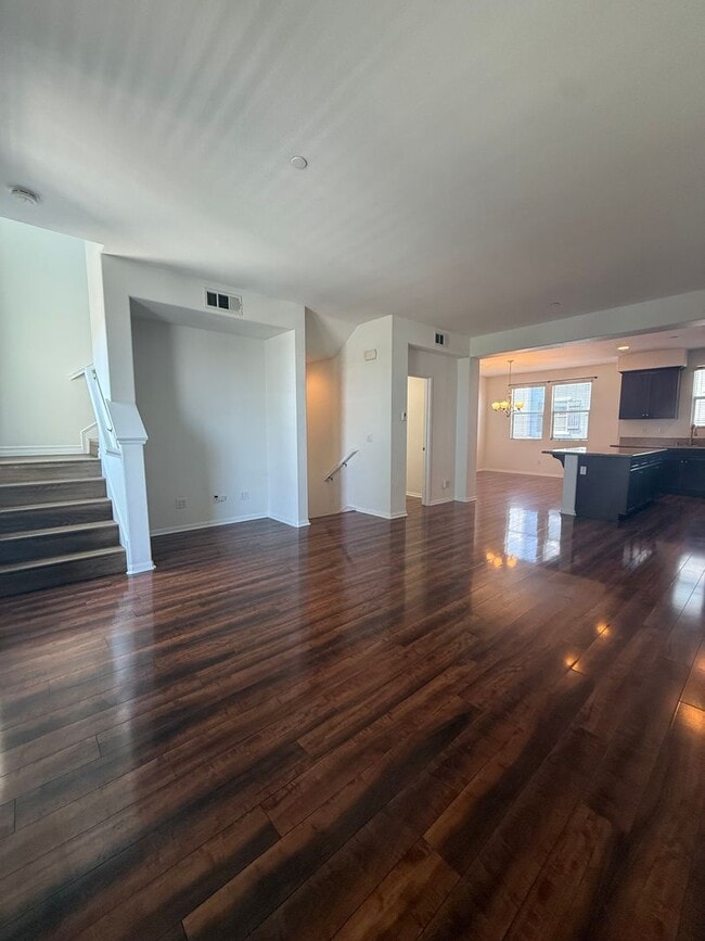 Photo - 2 Bedroom, 2.5 Bath Tri-level townhouse in Signal Hill