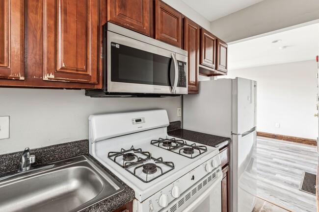 Building Photo - 5100 WALNUT STREET LLC
