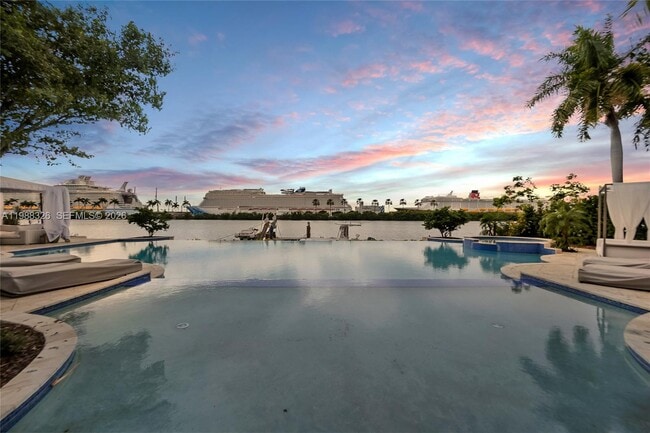 Photo - 100 Palm Ave