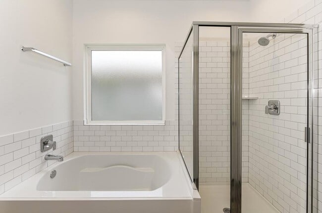 Photo - 7918 Brumly Ln