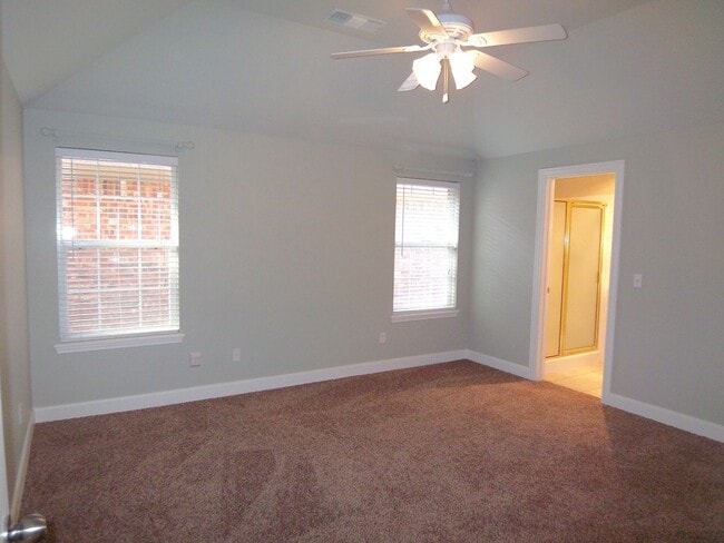 Photo - 7010 Hansford Cir