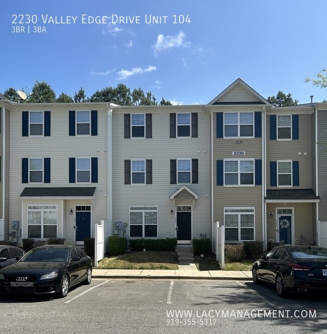 Building Photo - 2230 Valley Edge Dr